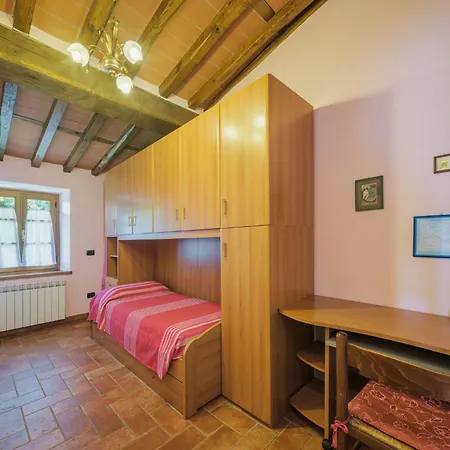 Sara By Interhome Gello (Lucca)
